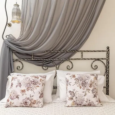 Naxos Petite Bed & Breakfast
