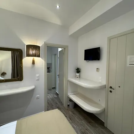 Naxos Petite Bed & Breakfast 3*