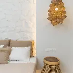 Naxos Petite