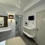 Naxos Petite Bed & Breakfast 3*
