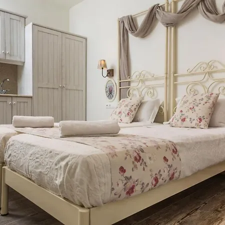 Naxos Petite לינה וארוחת בוקר איוס פרוקופיוס