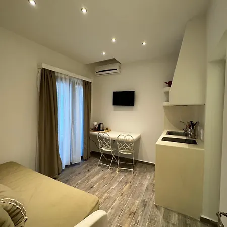 Naxos Petite 3* Ájosz Prokópiosz